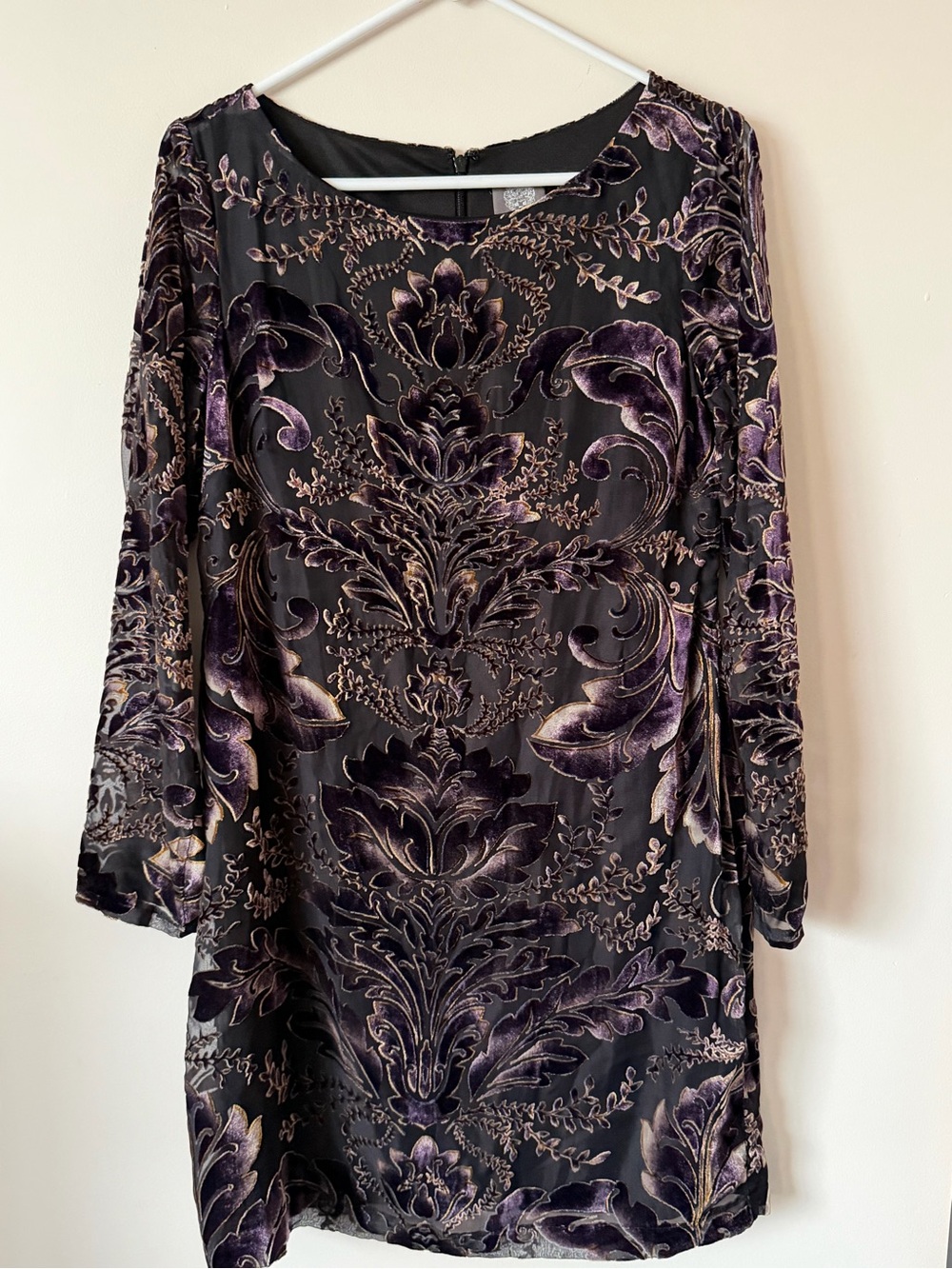 Vince Camuto Black & Purple Velvet Burnout Long Sleeve Shift Dress - Picture 8 of 9